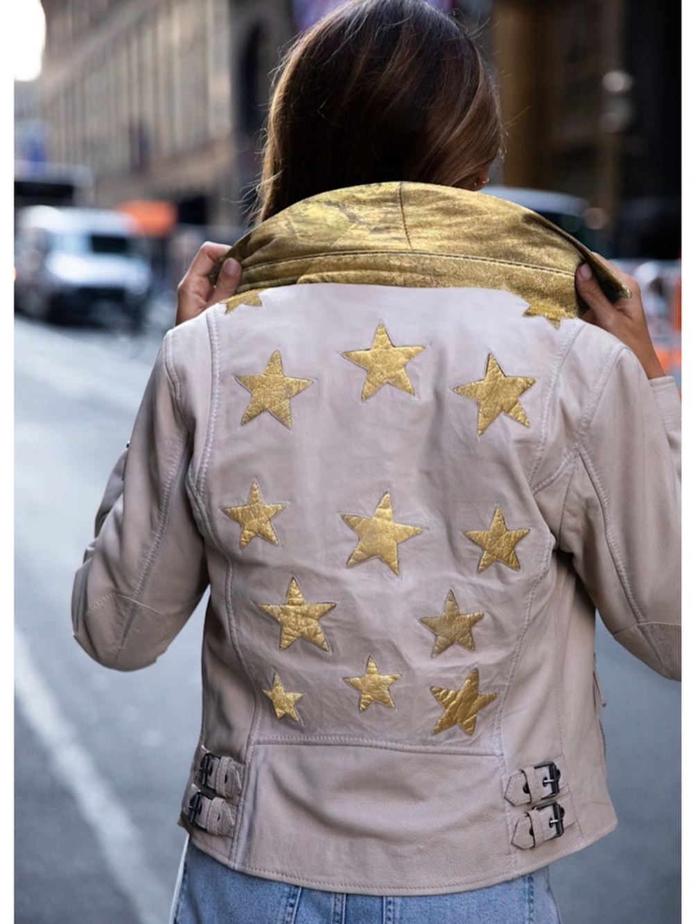 MAURITIUS Women's Beige Leather Jacket with Gold Star Embellishments - Picture 3 of 16